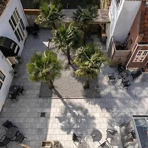 https://hotel-royal-bridges.thehaguehotels.net