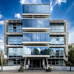 https://diamond-capsule-amsterdam-south.utrechthotels.net